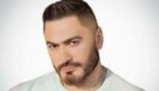 تامر حسني ينصح متابعيه: ياريت نحب أهالينا