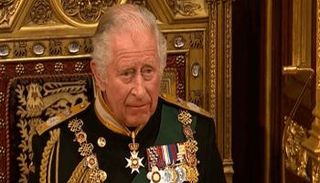 الملك تشارلز الثالث يخلف والدته الراحلة الملكة إليزابيث الثانية