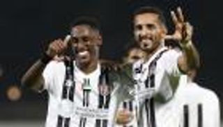 هاتريك مبخوت و"سوبر كودجو" يتصدران 5 مشاهد بجولة الدوري الإماراتي