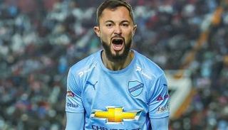 برونو سافيو لاعب الأهلي المصري الجديد