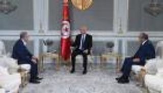 قيس سعيد يدعو لخروج تونس من وضع استهداف المؤسسات