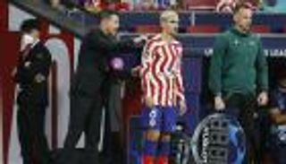 أزمة جريزمان.. حل وسط ينهي معركة أتلتيكو وبرشلونة