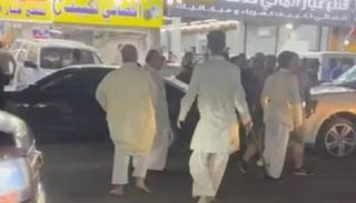 مشهد من المشاجرة