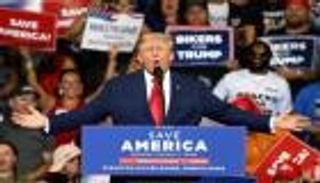 "لن أغادر".. كواليس تنشر لأول مرة عن وعد ترامب "الملغوم" 