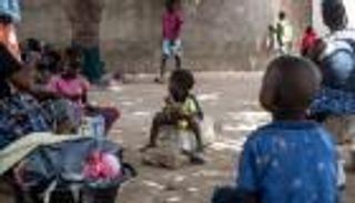 وفاة عشرات الأطفال في جامبيا والمتهم "باراسيتامول".. القصة الكاملة