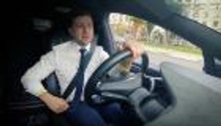 نجاة الرئيس الأوكراني من "سيارة الموت"