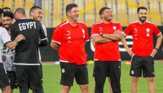 روي فيتوريا وجهازه الفني