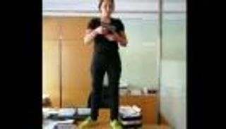 السلاح بديلا لـ "ATM" في لبنان للحصول على الدولار.. مأساة مصرفية