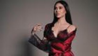 صور مريم حسين.. إطلالات رقيقة وأزمة بطلها "مايوه قطعة واحدة"