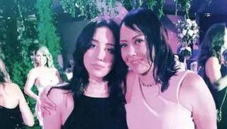 نهى العمروسي مع ابنتها