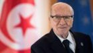 نية لإعادة تشريح جثة السبسي.. ناشط تونسي يفجر مفاجأة