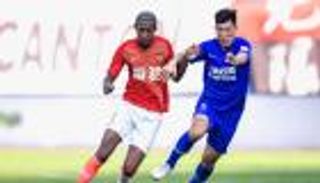 بسبب فيروس كورونا.. الدوري الصيني في مهب الريح