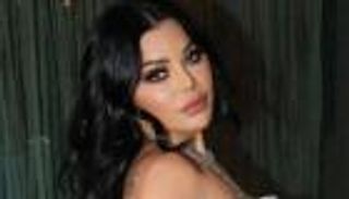 هيفاء وهبي "رشيقة" في إطلالة كاجوال (صور)