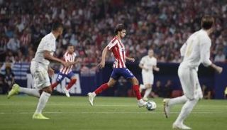 جواو فيليكس في ديربي مدريد