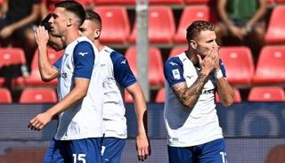 إيموبيلي في مباراة لاتسيو ضد كريمونيزي بالدوري الإيطالي