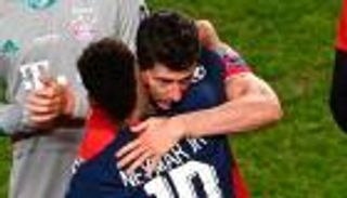 ليفاندوفسكي أنقذه.. صحيفة تفضح مخطط سان جيرمان للإطاحة بنيمار