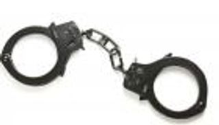 يفحص السيدات بالسونار.. القبض على منتحل صفة طبيب في الأردن