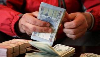 انهيار الليرة اللبنانية أمام الدولار - أرشيفية