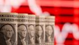 الدولار يتراجع عن أعلى مستوى له منذ 20 عاما