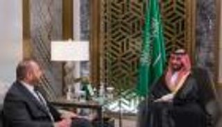 حل الأزمة سلميا.. ولي عهد السعودية يلتقي مبعوث زيلينسكي