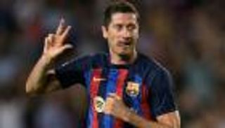 بقيادة هالاند وليفاندوفسكي.. كيف بدأ صراع الحذاء الذهبي 2022-2023؟