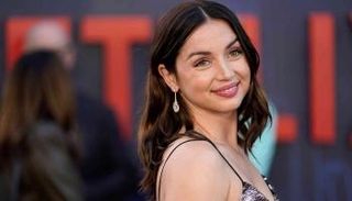 الممثلة آنا دي أرماس