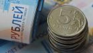 الروبل يسقط أمام الدولار بعد إعلان بوتين تعبئة جزئية للجيش