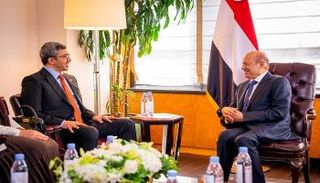 الشيخ عبدالله بن زايد آل نهيان يلتقي الدكتور رشاد محمد العليمي