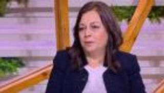 فنانة مصرية تبكي على الهواء: "عشت 30 سنة مضحوك عليا من أصدقاء وأقارب"