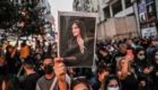 واشنطن تلاحق "شرطة الأخلاق" الإيرانية بعقوبات جديدة