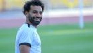 منتخب مصر.. محمد صلاح يبدأ عهد روي فيتوريا بوعد جديد