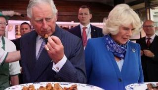 الملك تشارلز وزوجته