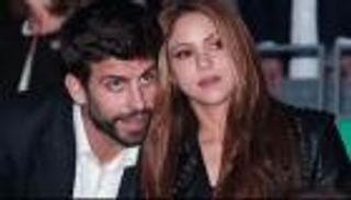 شاكيرا تنفي التهرب من الضرائب: يلاحقونني لأنني كنت أواعد بيكيه