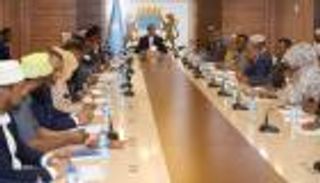 عقوبات وهيئة واجتماع طارئ.. الصومال يحاصر الإرهاب بسياسات جديدة