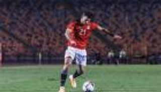 منتخب مصر.. الجماهير ترجح كفة أحمد سيد زيزو أمام بنزيما (صورة)
