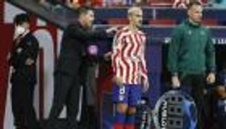 لحل أزمة جريزمان.. تحول مفاجئ في موقف برشلونة تجاه أتلتيكو مدريد