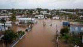 العاصفة "فيونا" تجتاح ساحل كندا الشرقي وتقطع الكهرباء عن الآلاف