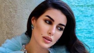 الفنانة ياسمين صبري