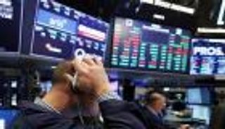 أسواق العالم في "مصيدة الركود".. سقوط البورصات والنفط والمعادن