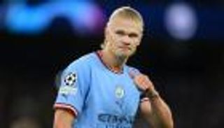 في موسم انفجار هالاند.. الدوري الإنجليزي يقترب من رقم تاريخي