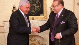 حسن راتب وزاهي حواس