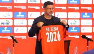 روي فيتوريا مدرب منتخب مصر
