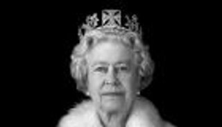 قبل 450 سنة.. هل تنبأ نوستراداموس بوفاة الملكة إليزابيث؟