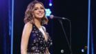 بعد إطلالتها المثيرة.. كيف ظهرت أنغام في حفل جدة؟ (صور)