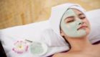 تنظيف البشرة الدهنية.. وصفة الـ ١٥ دقيقة للعناية بالبشرة الدهنية