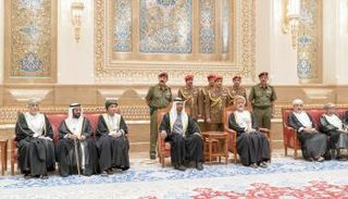 الشيخ محمد بن زايد آل نهيان مع سلطان عمان هيثم بن طارق- أرشيفية