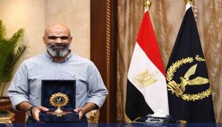 تكريم المواطن المصري وليد عيسى