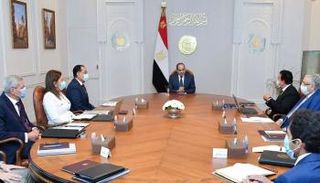 الرئيس المصري عبدالفتاح السيسي خلال الاجتماع