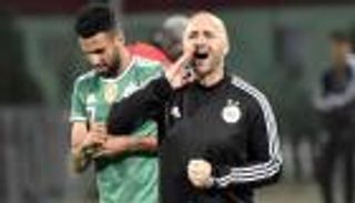 بقيادة محرز.. اجتماع رباعي يجهز منتخب الجزائر لموقعة نيجيريا