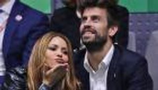 بيكيه وشاكيرا يجتمعان في مكان واحد.. ماذا حدث؟ (صور)